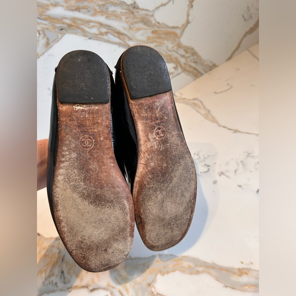 CHANEL Flat Patent Leather 36.5 Black Slipper Authentic - Picture 4 of 6